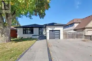 4 Mcmaster Avenue, Hamilton (Dundas), Ontario L9H4M5, 6 Bedrooms Bedrooms, ,2 BathroomsBathrooms,All Houses,For Sale,Mcmaster,X9513087