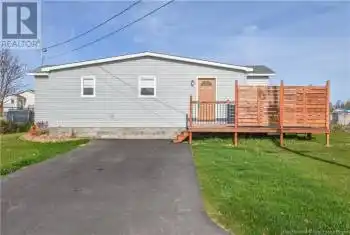 215 2e rue Street Unit# 215, Shippagan, New Brunswick E8S1T4, 2 Bedrooms Bedrooms, ,1 BathroomBathrooms,All Houses,For Sale,215 2e rue Street,NB108458