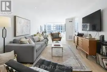 30 Holly St Unit# PH 4, Toronto, Ontario M4S 3C2, 2 Bedrooms Bedrooms, 6 Rooms Rooms,2 BathroomsBathrooms,Condo,Sold,Holly,C9752156