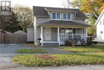 6398 CRAWFORD Street, Niagara Falls (212 - Morrison), Ontario L2E5Z1, 3 Bedrooms Bedrooms, ,2 BathroomsBathrooms,All Houses,For Sale,CRAWFORD,X9897554