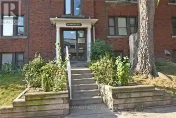 356 Hunter Street Unit# 10, Hamilton (Stinson), Ontario L8N1N8, 1 Bedroom Bedrooms, ,1 BathroomBathrooms,Condo,For Sale,Hunter,X9807195