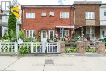 13 Rolyat Street, Toronto (Trinity-Bellwoods), Ontario M6J1S5, 3 Bedrooms Bedrooms, ,2 BathroomsBathrooms,All Houses,For Sale,Rolyat,C10408721