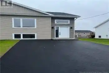 151 Francfort, Moncton, New Brunswick E1G5W7, 3 Bedrooms Bedrooms, ,2 BathroomsBathrooms,All Houses,For Sale,151 Francfort,NB108743