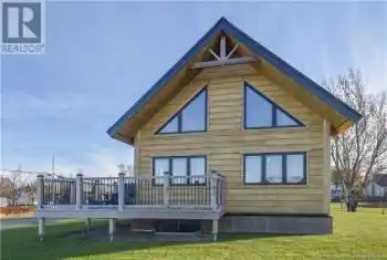 362 rue de l'Ile Street, Caraquet, New Brunswick E1W1B5, 3 Bedrooms Bedrooms, ,3 BathroomsBathrooms,All Houses,For Sale,362 rue de l'Ile Street,NB108955