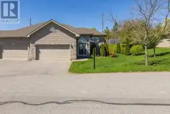 301 Carnegie Avenue Unit# 94, Peterborough (Northcrest), Ontario K9L0B3, 3 Bedrooms Bedrooms, ,3 BathroomsBathrooms,All Houses,For Sale,Carnegie,X10412146