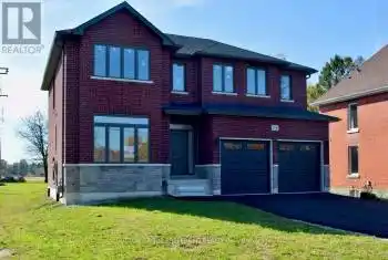 178 Graham Street, West Elgin (West Lorne), Ontario N0L2P0, 5 Bedrooms Bedrooms, ,3 BathroomsBathrooms,All Houses,For Sale,Graham,X10413180