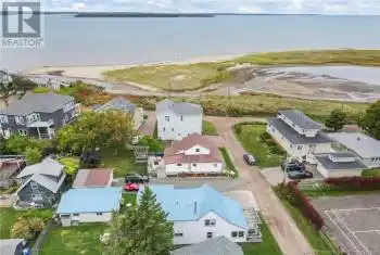 132 Second Avenue, Shediac, New Brunswick E4P5C7, 4 Bedrooms Bedrooms, ,2 BathroomsBathrooms,All Houses,For Sale,132 Second Avenue,NB109037