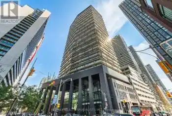 125 Peter Street Unit# 3012, Toronto (Waterfront Communities), Ontario M5V0M2, 1 Bedroom Bedrooms, ,1 BathroomBathrooms,Condo,For Rent,Peter,C10416093