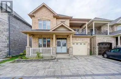 33 Jeffrey Nihda Crescent Markham (Greensborough) Ontario L6E0K5