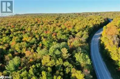 MOONSTONE Road Oro-Medonte Ontario L0K1N0