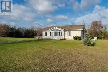 819 County Rd 9 Road, Greater Napanee, Ontario K7R3K8, 5 Bedrooms Bedrooms, ,3 BathroomsBathrooms,All Houses,For Sale,County Rd 9,X10417493