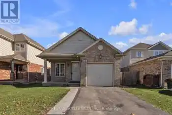 2521 MEADOWGATE Boulevard, London, Ontario N6M1L8, 5 Bedrooms Bedrooms, ,2 BathroomsBathrooms,All Houses,For Sale,MEADOWGATE,X10420723