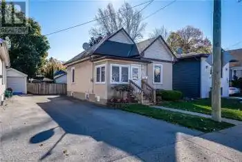 94 PLEASANT Avenue, St. Catharines, Ontario L2R1Y1, 2 Bedrooms Bedrooms, ,2 BathroomsBathrooms,All Houses,For Sale,PLEASANT,40677831