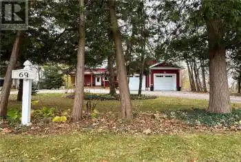 69 PROSPECT Street, Port Dover, Ontario N0A1N6, 4 Bedrooms Bedrooms, ,4 BathroomsBathrooms,All Houses,For Sale,PROSPECT,40676390