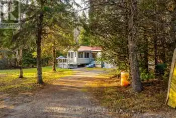 121 Salmon Lake Road, Galway-Cavendish and Harvey, Ontario K0L1J0, 2 Bedrooms Bedrooms, ,1 BathroomBathrooms,All Houses,For Sale,Salmon Lake,X10426302