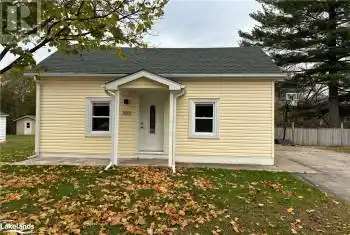 303 OAK Street, Collingwood, Ontario L9Y2Y2, 2 Bedrooms Bedrooms, ,1 BathroomBathrooms,All Houses,For Rent,OAK,S10439678