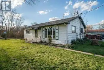 6089 Old Highway 2, Tyendinaga, Ontario K0K3A0, 2 Bedrooms Bedrooms, ,1 BathroomBathrooms,All Houses,For Sale,Old Highway 2,X10426052