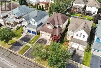 146 Whitby Shores Greenway, Whitby, Ontario L1N 9P7, 4 Bedrooms Bedrooms, 12 Rooms Rooms,3 BathroomsBathrooms,All Houses,Sold,Whitby Shores Greenway,E10427019