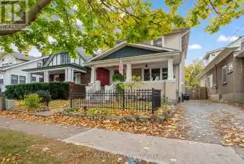 176 Russell Ave, St. Catharines, Ontario L2R 1W6, 3 Bedrooms Bedrooms, 9 Rooms Rooms,2 BathroomsBathrooms,All Houses,Sold,Russell,X10432342