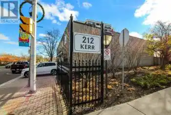 212 Kerr Street Unit# 306, Oakville (Old Oakville), Ontario L6K3B1, 2 Bedrooms Bedrooms, ,1 BathroomBathrooms,Condo,For Sale,Kerr,W10432046