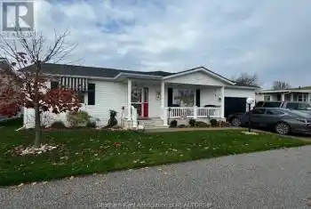 5700 BLACKWELL Sideroad Unit# 288, Sarnia, Ontario N7W1B7, 2 Bedrooms Bedrooms, ,2 BathroomsBathrooms,All Houses,For Sale,BLACKWELL,24028021