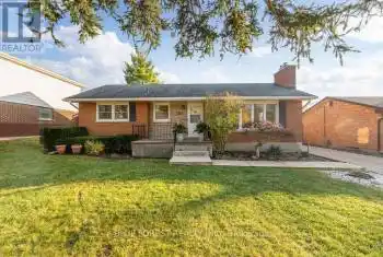 305 Panorama Cres, London, Ontario N5Z 3H2, 3 Bedrooms Bedrooms, 12 Rooms Rooms,2 BathroomsBathrooms,All Houses,Sold,Panorama,X10433985