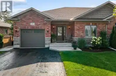 10 Brown Street Minto (Clifford) Ontario N0G1M0