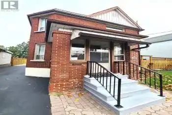 177 Brookside Avenue, Toronto (Runnymede-Bloor West Village), Ontario M6S4G8, 2 Bedrooms Bedrooms, ,1 BathroomBathrooms,All Houses,For Rent,Brookside,W10884871