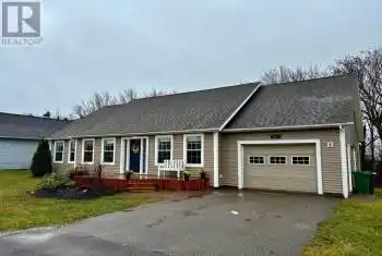 33 Alderwood Avenue, West Royalty, Prince Edward Island C1E2M6, 3 Bedrooms Bedrooms, ,4 BathroomsBathrooms,All Houses,For Sale,Alderwood,202427217