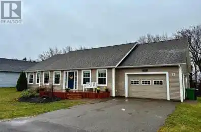 33 Alderwood Avenue West Royalty Prince Edward Island C1E2M6