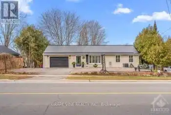 529 MAIN Street, Merrickville-Wolford, Ontario K0G1N0, 2 Bedrooms Bedrooms, ,2 BathroomsBathrooms,All Houses,For Sale,MAIN,X10427341