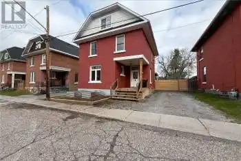 193 ROSS St, Renfrew, Ontario K7V 2J1, 3 Bedrooms Bedrooms, 9 Rooms Rooms,All Houses,Rented,ROSS,X10428072