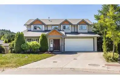 35495 STRATHCONA Abbotsford British Columbia V3G3A2