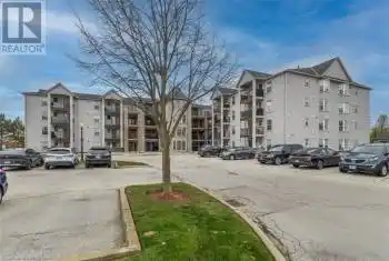 1411 WALKER'S Line Unit# 216, Burlington, Ontario L7M4P5, 2 Bedrooms Bedrooms, ,2 BathroomsBathrooms,Condo,For Sale,WALKER'S,40681104