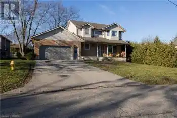 37 VICTORIA Street, Norwich, Ontario N0J1P0, 4 Bedrooms Bedrooms, ,3 BathroomsBathrooms,All Houses,For Sale,VICTORIA,40679787