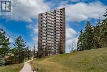 3100 KIRWIN Avenue Unit# 2102, Mississauga, Ontario L5A3S6, 2 Bedrooms Bedrooms, ,2 BathroomsBathrooms,Condo,For Sale,KIRWIN,40681978