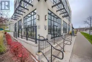 150 WELLINGTON Street Unit# 1305, Guelph (Central West), Ontario N1H0B5, 2 Bedrooms Bedrooms, ,2 BathroomsBathrooms,Condo,For Sale,WELLINGTON,X11822762