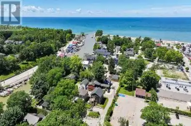 11 Eilber Street Lambton Shores (Grand Bend) Ontario N0M1T0