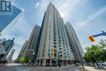 77 Harbour Square Unit# 2003, Toronto (Waterfront Communities), Ontario M5J2S2, 1 Bedroom Bedrooms, ,1 BathroomBathrooms,Condo,For Rent,Harbour,C11821346