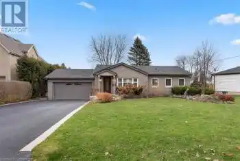 243 CRESTWOOD Street, Ancaster, Ontario L9G1X5, 3 Bedrooms Bedrooms, ,2 BathroomsBathrooms,All Houses,For Sale,CRESTWOOD,40682508