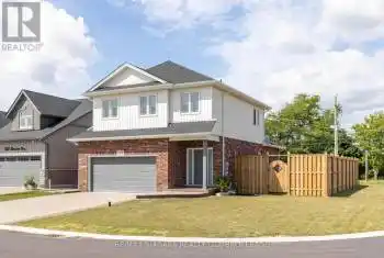 7299 SHERRILEE Crescent, Niagara Falls (222 - Brown), Ontario L2H3T2, 3 Bedrooms Bedrooms, ,3 BathroomsBathrooms,All Houses,For Sale,SHERRILEE,X11821901