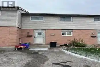 114 Pauline Crescent Unit# 52, London, Ontario N6E2X6, 3 Bedrooms Bedrooms, ,2 BathroomsBathrooms,All Houses,For Sale,Pauline,X11824575