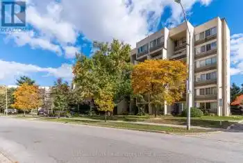 1300 Marlborough Court Unit# 125, Oakville (College Park), Ontario L6H2S2, 4 Bedrooms Bedrooms, ,2 BathroomsBathrooms,Condo,For Sale,Marlborough,W11824746