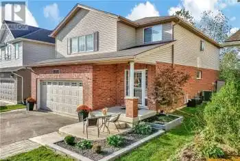 543 ST MORITZ Ave, Waterloo, Ontario N2T 2Z4, 3 Bedrooms Bedrooms, 10 Rooms Rooms,4 BathroomsBathrooms,All Houses,Sold,ST MORITZ,X10780495