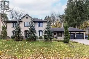 28 STONEGATE Drive, Ancaster, Ontario L9G3R7, 5 Bedrooms Bedrooms, ,3 BathroomsBathrooms,All Houses,For Sale,STONEGATE,40683244