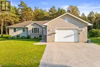 25 PINE TREE Drive, South Bruce Peninsula, Ontario N0H1P0, 3 Bedrooms Bedrooms, ,2 BathroomsBathrooms,All Houses,For Sale,PINE TREE,X11881363