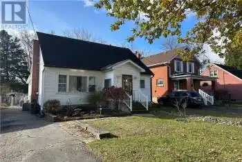 75 YOUNGS Street, Stratford, Ontario N5A1J5, 4 Bedrooms Bedrooms, ,2 BathroomsBathrooms,All Houses,For Sale,YOUNGS,X11880220