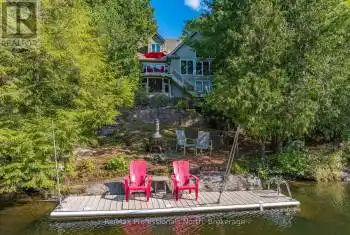 1005 Laidlaw Avenue, Gravenhurst, Ontario L0K2B0, 3 Bedrooms Bedrooms, ,3 BathroomsBathrooms,All Houses,For Sale,Laidlaw,X11882450