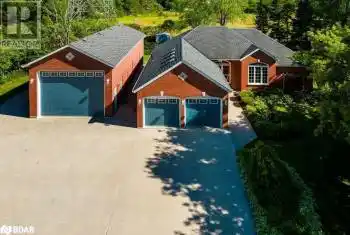 2403 SUNNIDALE Road, Springwater, Ontario L0M1T2, 4 Bedrooms Bedrooms, ,4 BathroomsBathrooms,All Houses,For Sale,SUNNIDALE,40680586