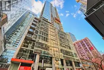 375 King Street Unit# LPH3407, Toronto (Waterfront Communities), Ontario M5V1K5, 2 Bedrooms Bedrooms, ,2 BathroomsBathrooms,Condo,For Sale,King,C11884685